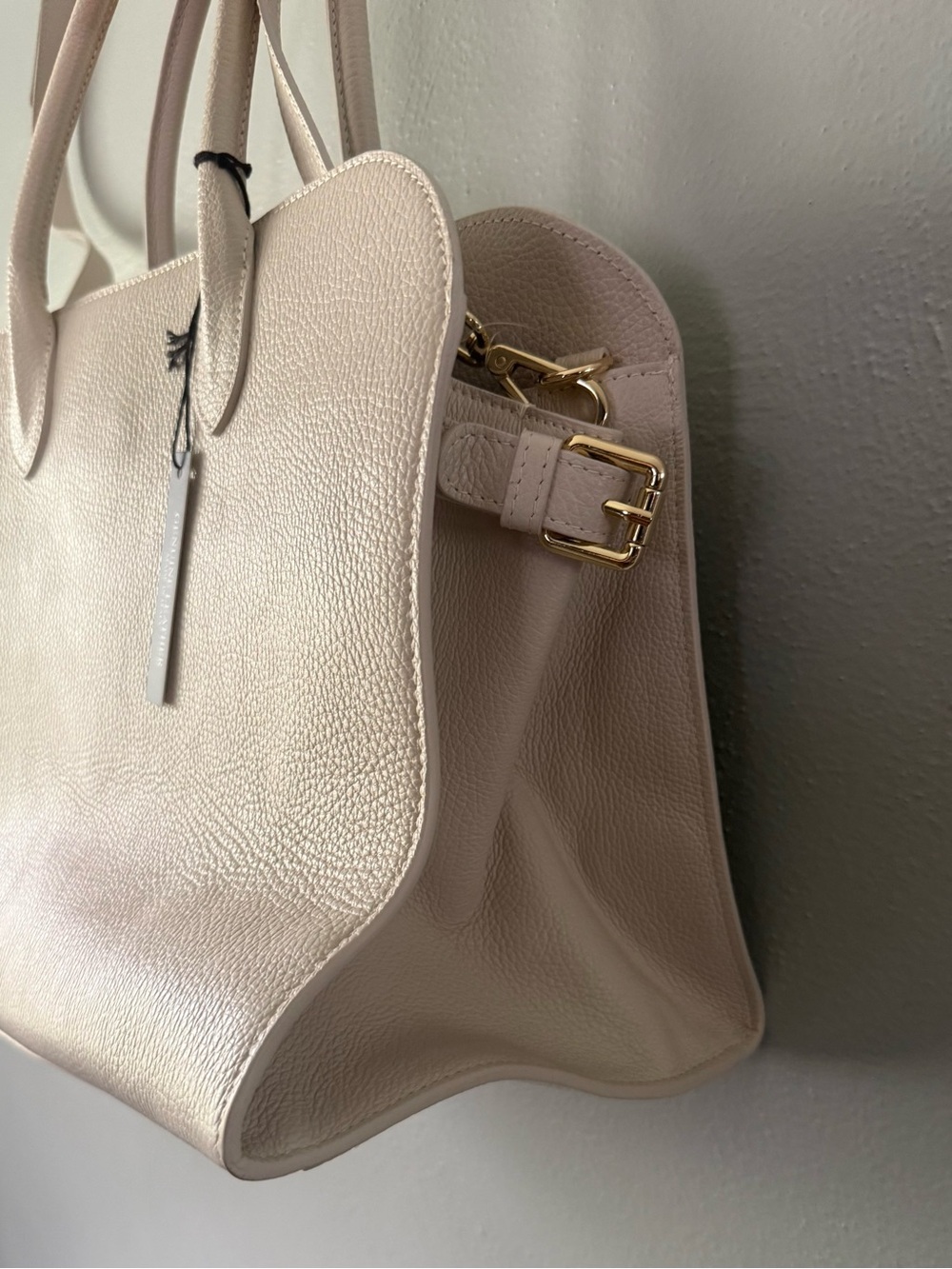 Claudia Firenze Cream Leather Shoulder Bag - Picture 4 of 6